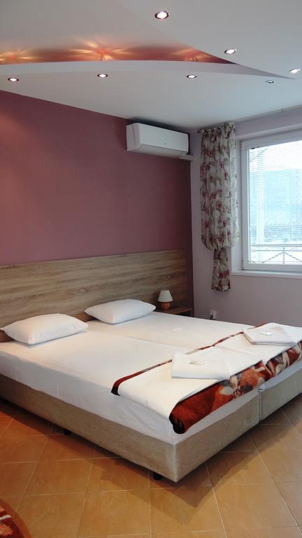 Guest Rooms Kom Sofía Habitación foto